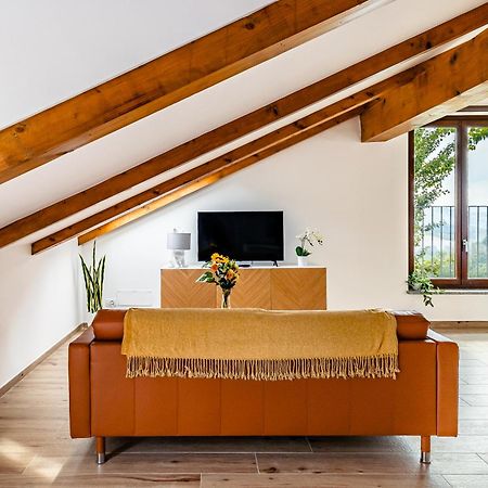 Hotel Charming Barolo Wine Loft Monforte dʼAlba Zewnętrze zdjęcie
